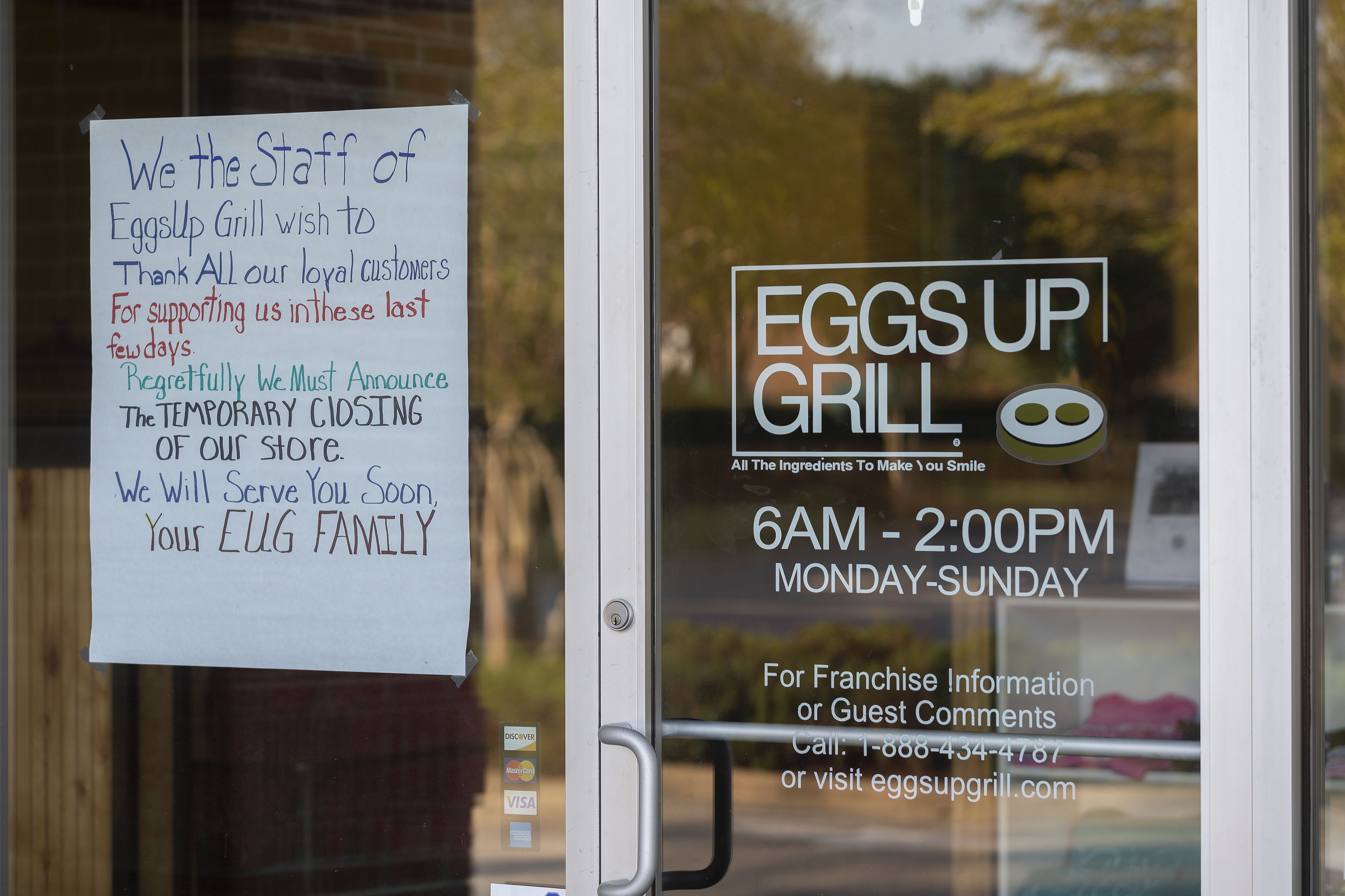 Sign Here Main & Broad