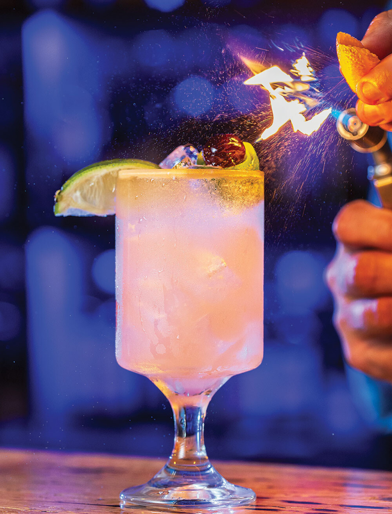 Niche Cocktail & Wine Lounge